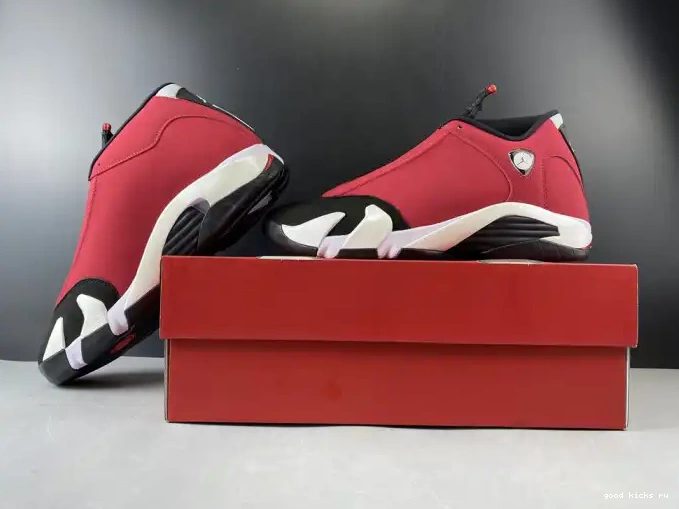 14 RED GYM TORO JORDAN 487471-006 RETRO AIR 0622